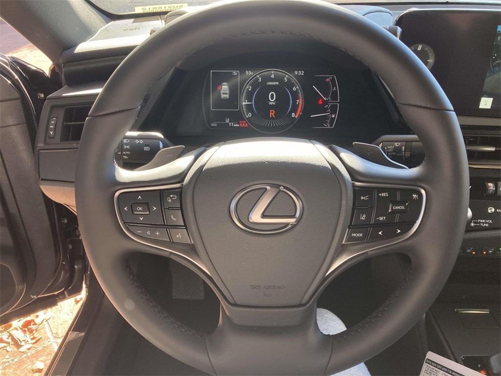 new 2025 Lexus ES 350 car, priced at $50,405