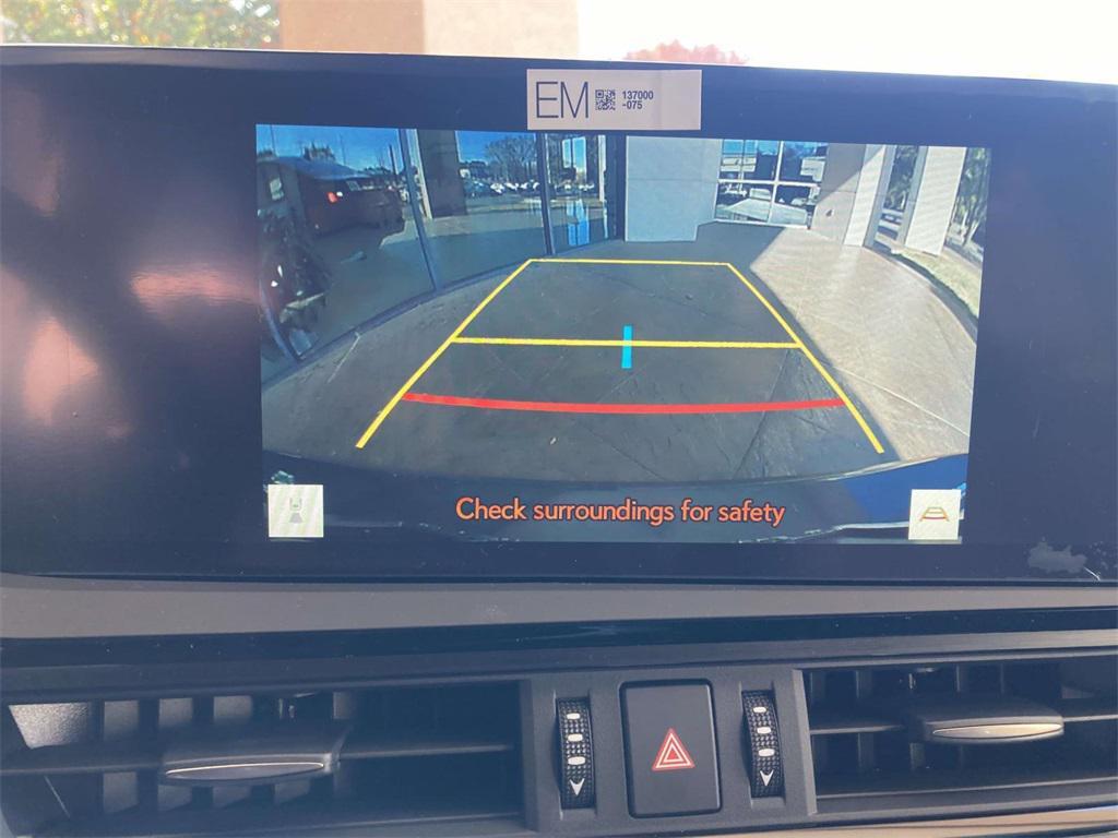 new 2025 Lexus ES 350 car, priced at $50,405