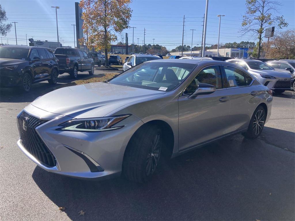 new 2025 Lexus ES 350 car, priced at $48,690