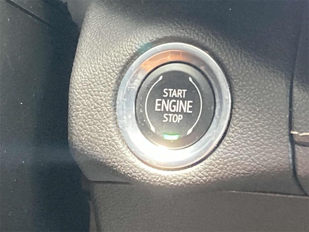 used 2022 Buick Envision car, priced at $22,995