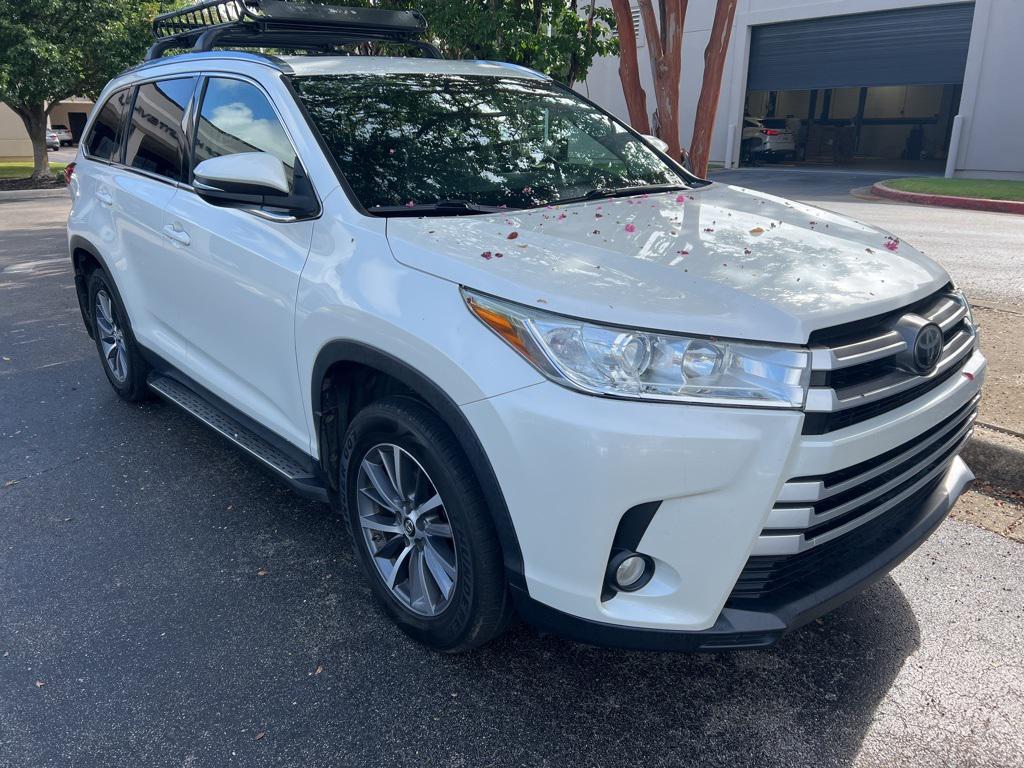 used 2019 Toyota Highlander car, priced at $24,995