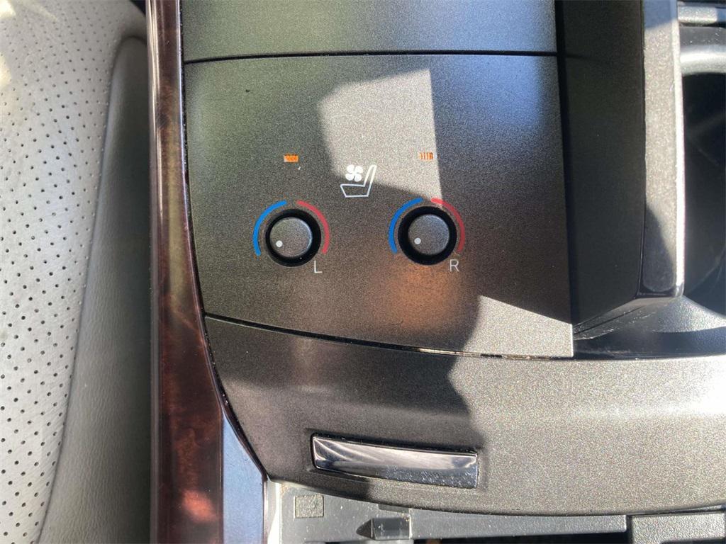 used 2011 Toyota Avalon car, priced at $7,995