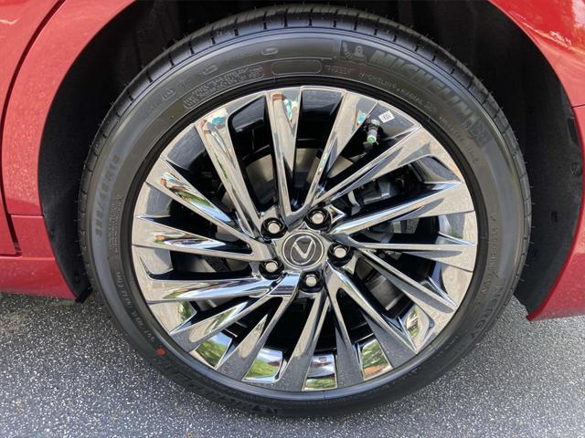 new 2025 Lexus ES 300h car, priced at $57,790