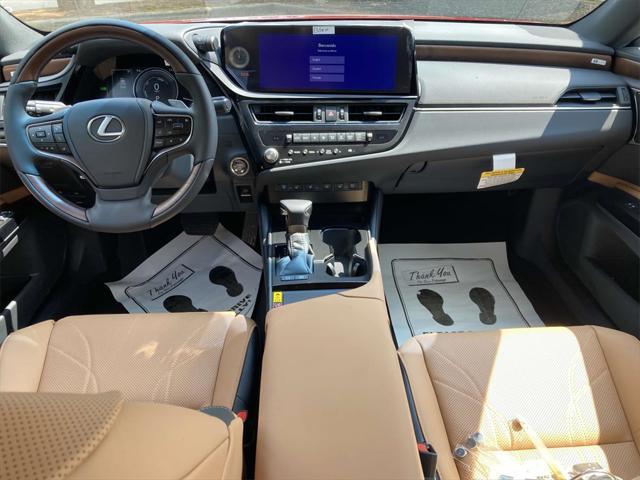 new 2025 Lexus ES 300h car, priced at $57,790