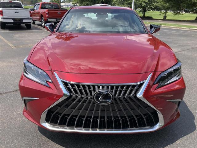 new 2025 Lexus ES 300h car, priced at $57,790