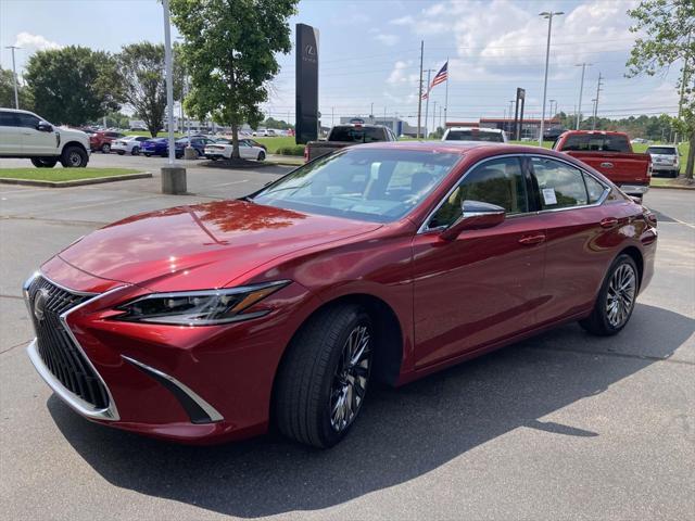 new 2025 Lexus ES 300h car, priced at $57,790