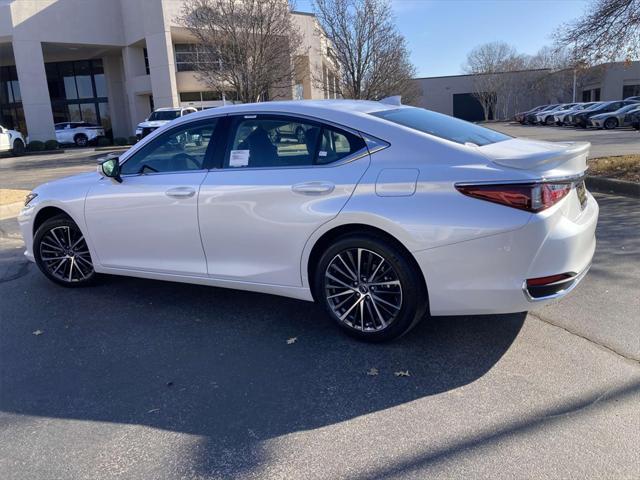 new 2025 Lexus ES 300h car, priced at $53,380