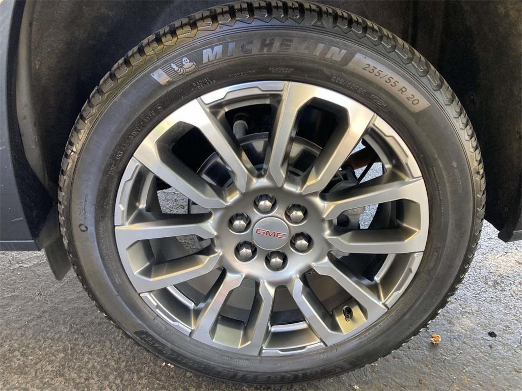 used 2023 GMC Acadia car, priced at $30,995