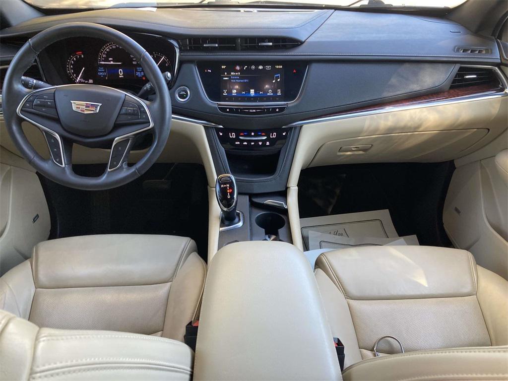 used 2018 Cadillac XT5 car, priced at $20,500