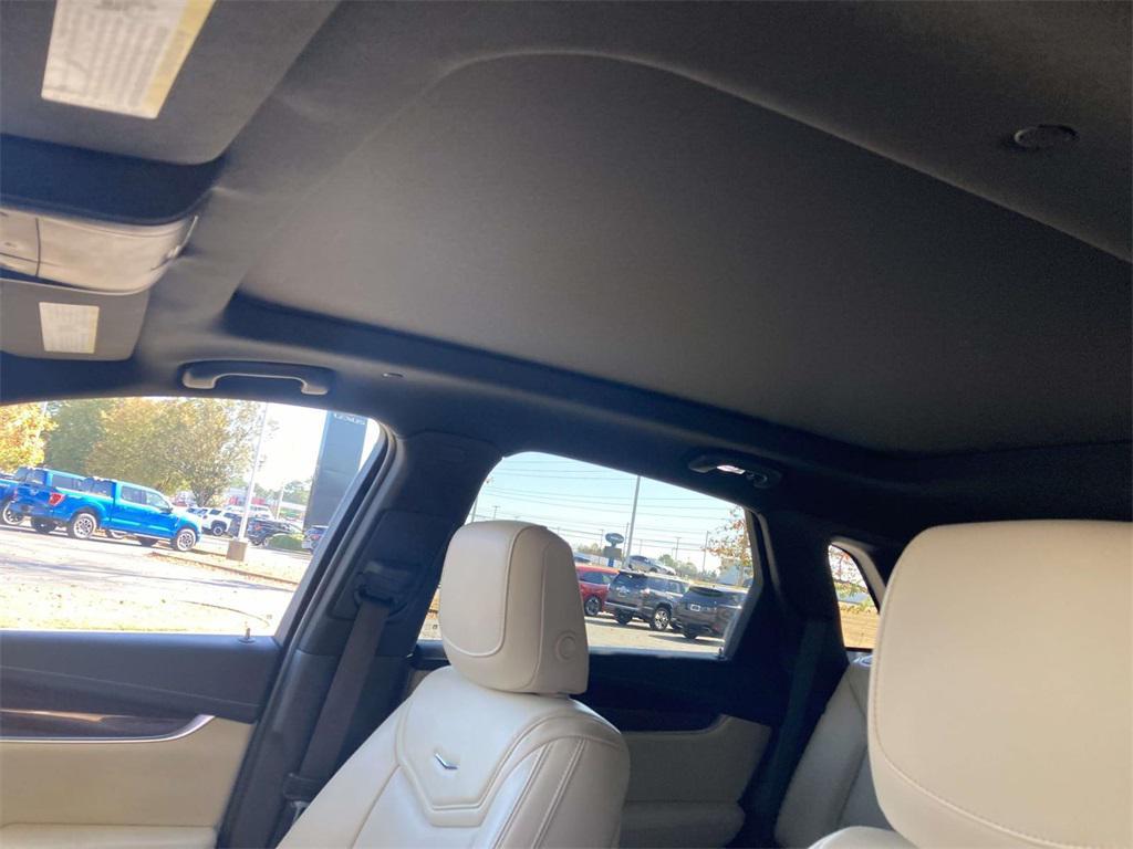 used 2018 Cadillac XT5 car, priced at $20,500