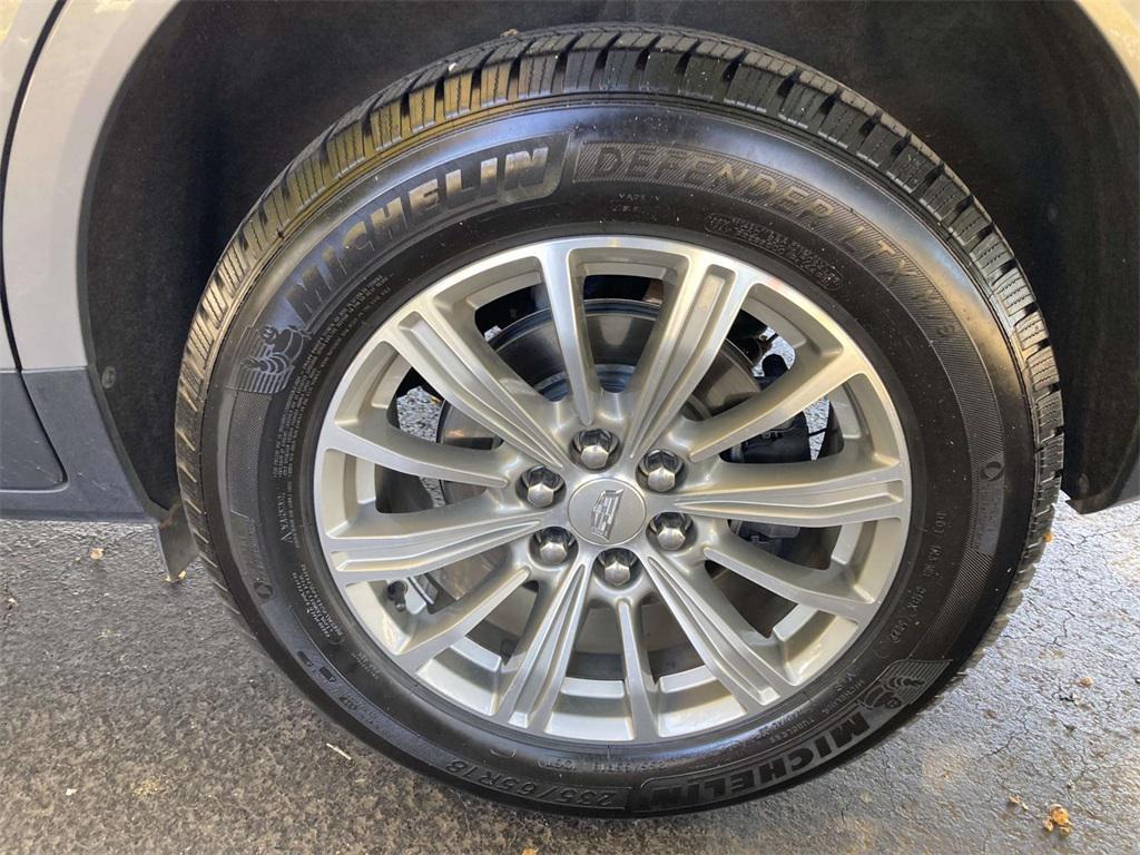 used 2018 Cadillac XT5 car, priced at $20,500