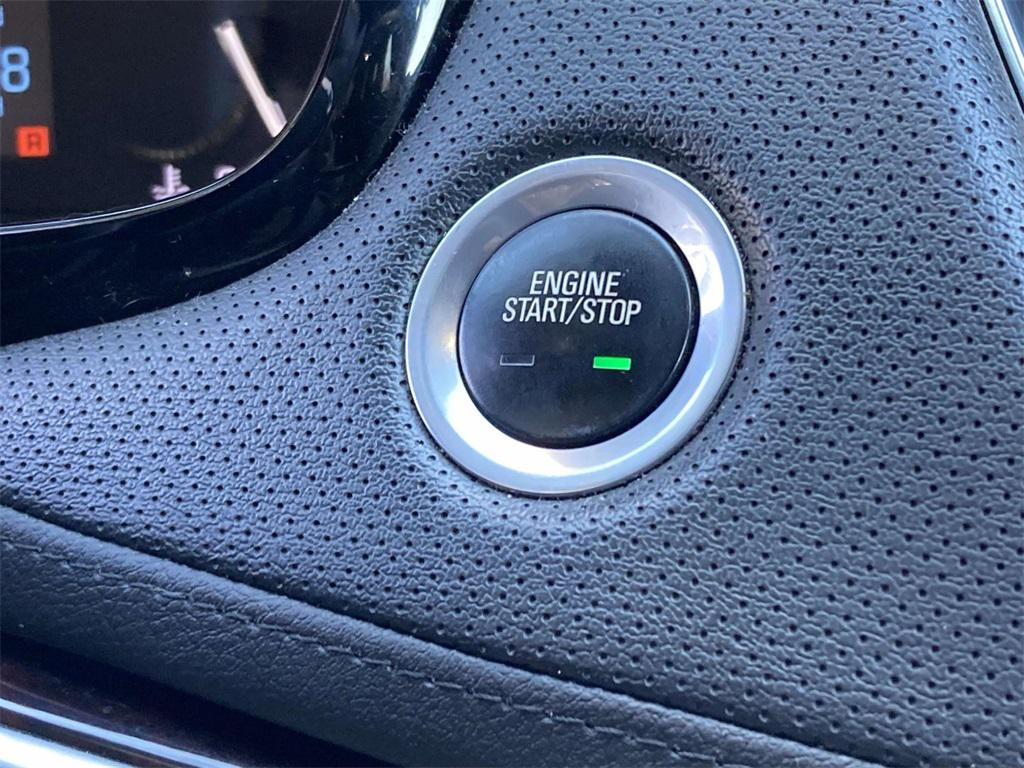 used 2018 Cadillac XT5 car, priced at $20,500