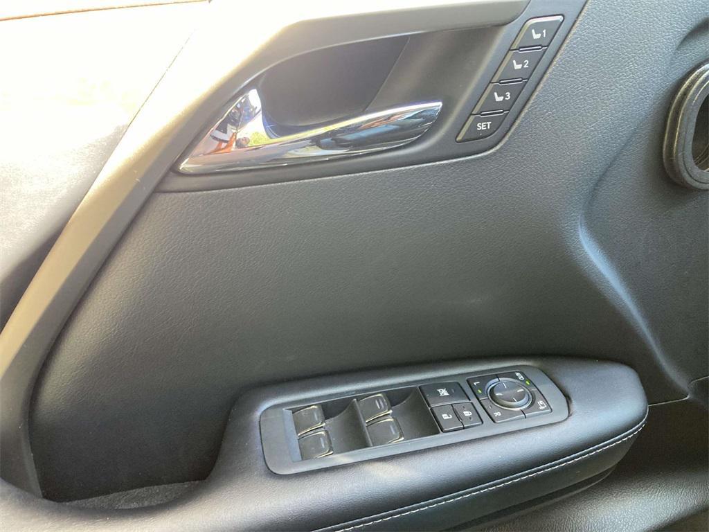 used 2022 Lexus RX 350L car, priced at $43,995