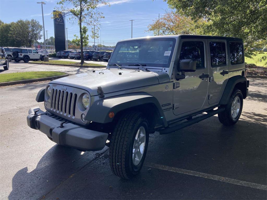 used 2015 Jeep Wrangler Unlimited car, priced at $15,500