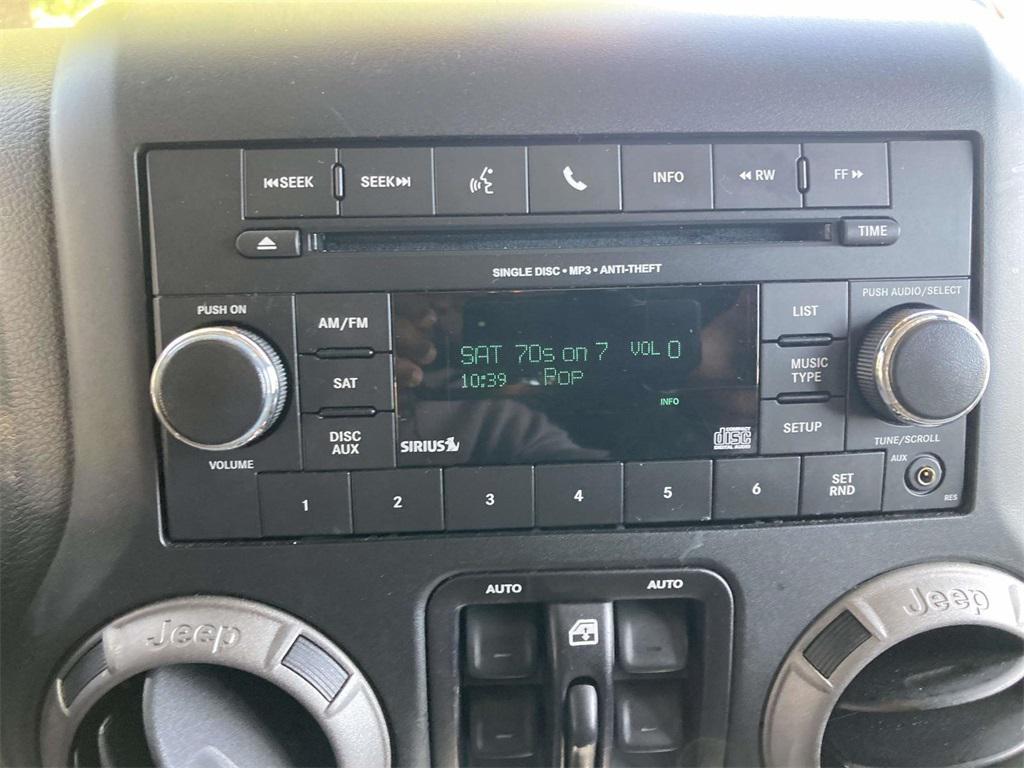 used 2015 Jeep Wrangler Unlimited car, priced at $15,500