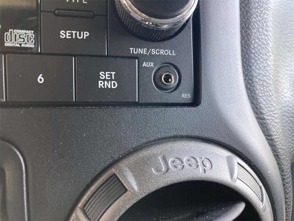 used 2015 Jeep Wrangler Unlimited car, priced at $15,500