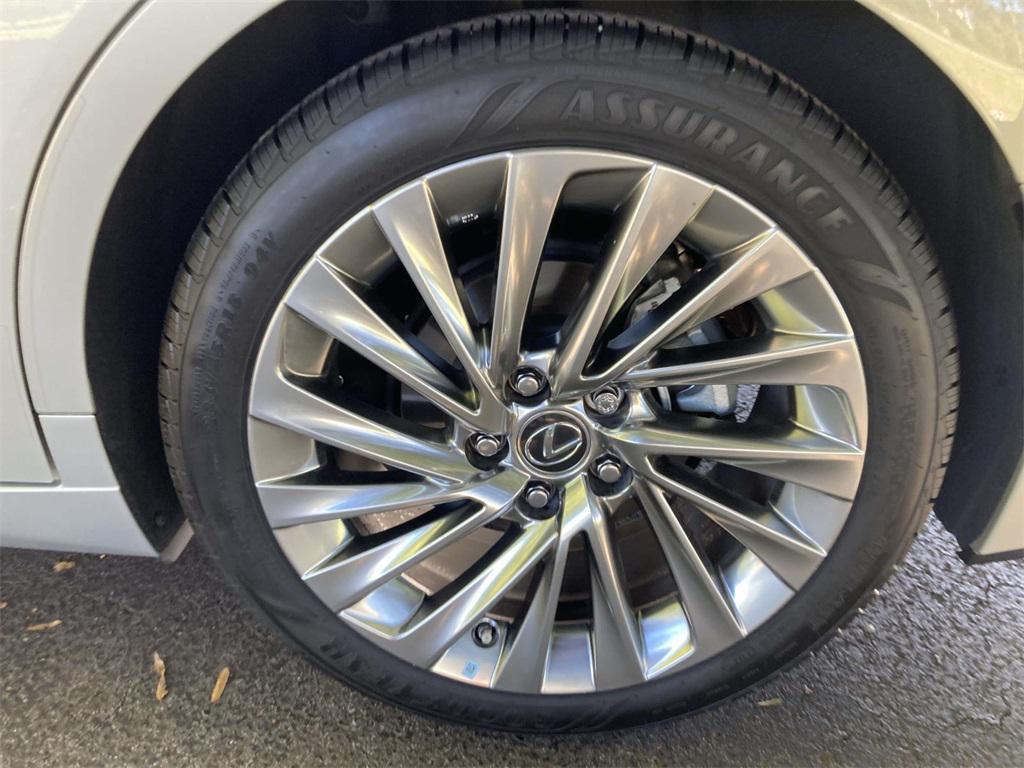 used 2022 Lexus ES 350 car, priced at $43,995