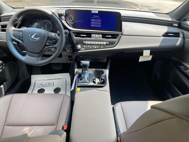 new 2025 Lexus ES 300h car, priced at $52,145