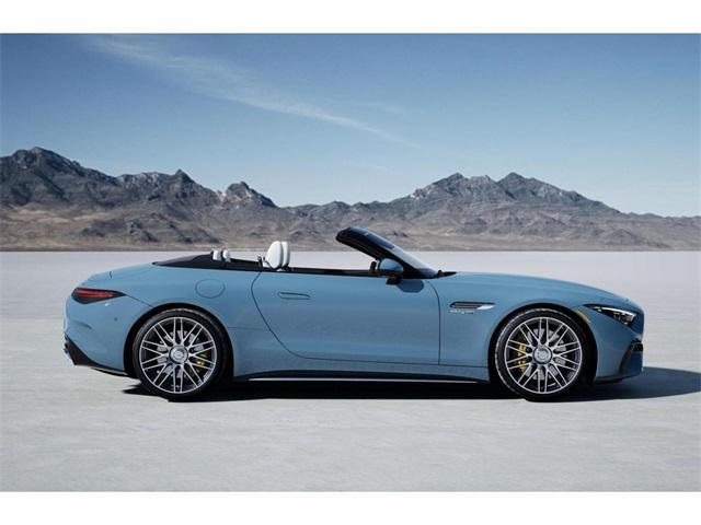 new 2025 Mercedes-Benz AMG SL 55 car, priced at $173,550