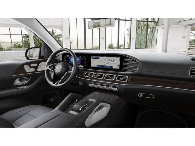new 2025 Mercedes-Benz GLS 450 car, priced at $92,320