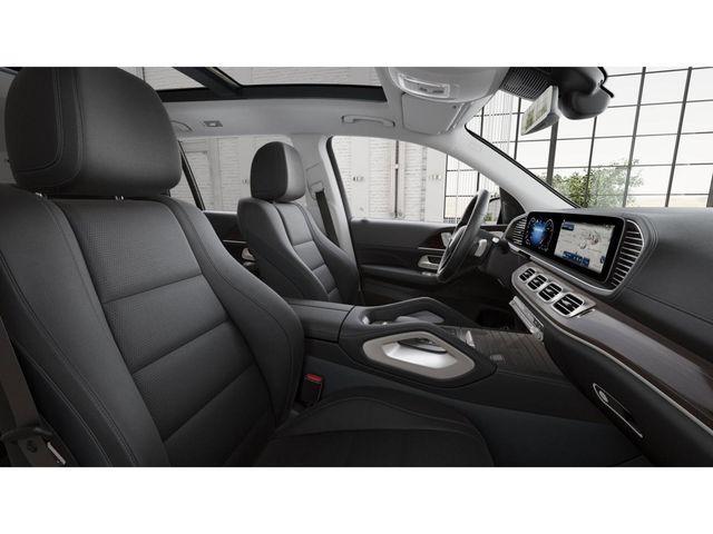 new 2025 Mercedes-Benz GLS 450 car, priced at $92,320