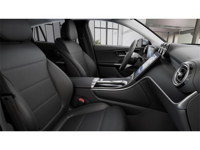 new 2025 Mercedes-Benz GLC 300 car, priced at $61,400