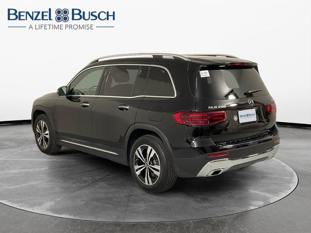 new 2025 Mercedes-Benz GLB 250 car, priced at $42,690
