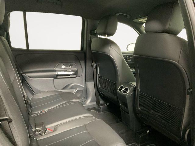 new 2025 Mercedes-Benz GLB 250 car, priced at $42,690