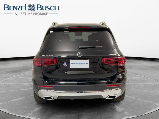 new 2025 Mercedes-Benz GLB 250 car, priced at $42,691