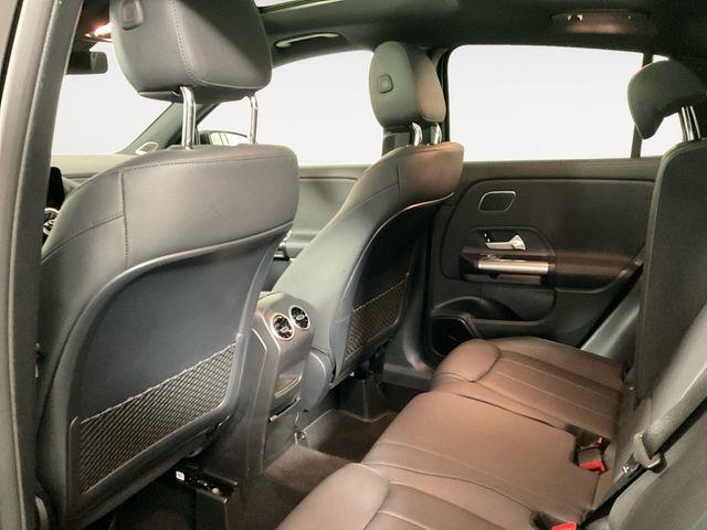 new 2025 Mercedes-Benz GLA 250 car, priced at $47,899