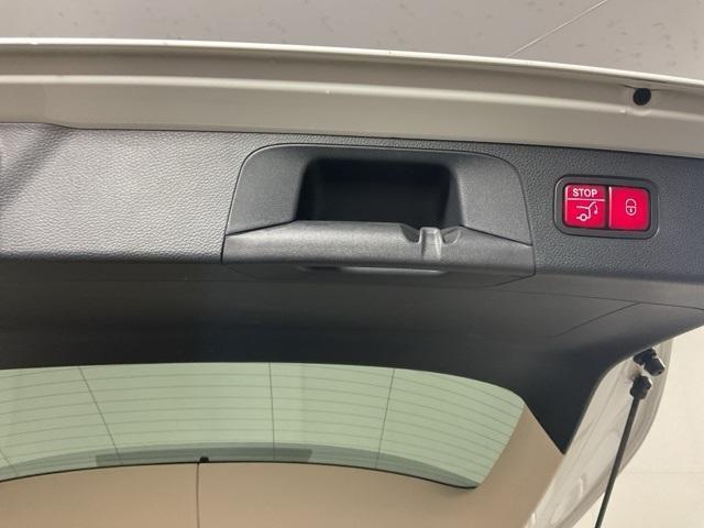 used 2020 Mercedes-Benz GLC 300 car, priced at $30,923