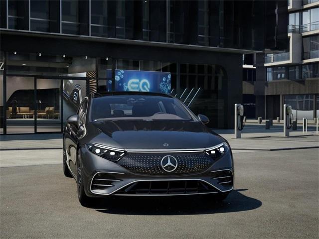 new 2024 Mercedes-Benz EQS 450 car, priced at $113,435