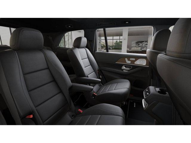 new 2025 Mercedes-Benz GLS 450 car, priced at $97,600
