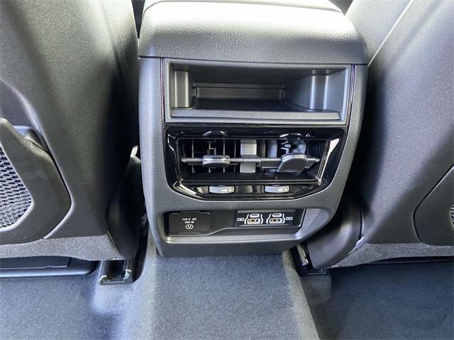 new 2025 Jeep Grand Cherokee car, priced at $36,330