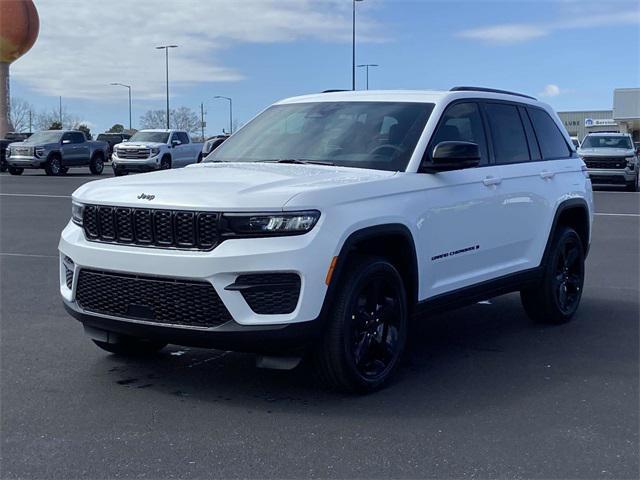 new 2025 Jeep Grand Cherokee car, priced at $36,330