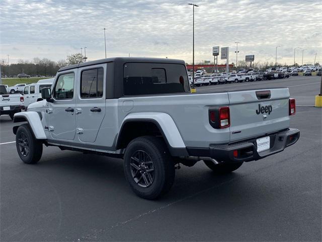 new 2024 Jeep Gladiator car, priced at $38,837