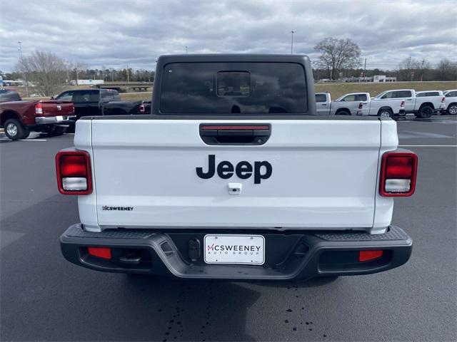 new 2024 Jeep Gladiator car, priced at $37,621