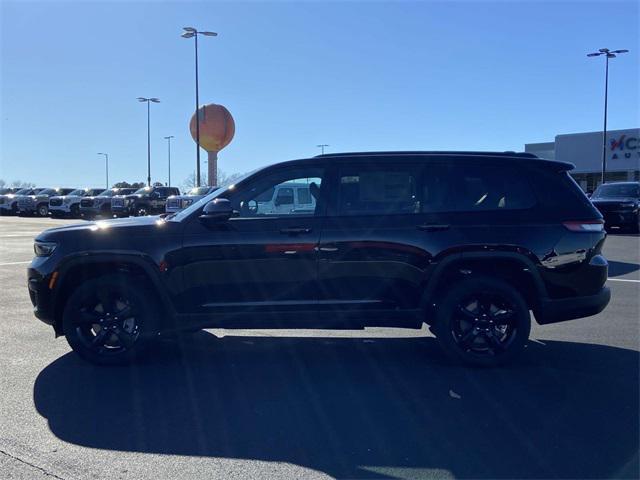 new 2025 Jeep Grand Cherokee L car, priced at $41,175