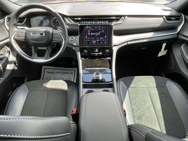 new 2025 Jeep Grand Cherokee L car, priced at $39,692