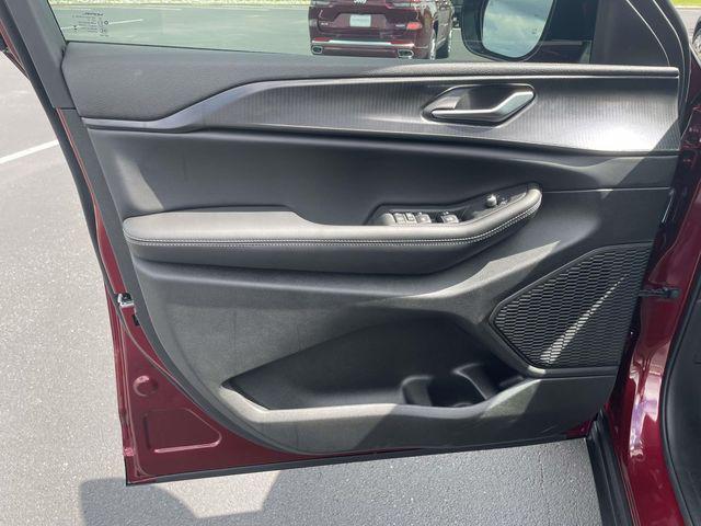 new 2025 Jeep Grand Cherokee L car, priced at $39,692