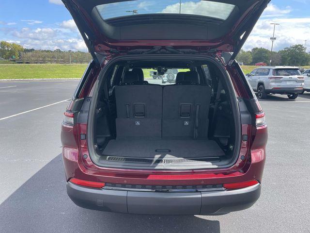 new 2025 Jeep Grand Cherokee L car, priced at $39,692