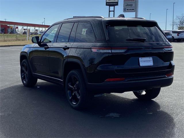 new 2025 Jeep Grand Cherokee car, priced at $37,675