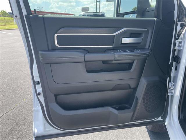 new 2025 Ram 3500 car, priced at $73,560