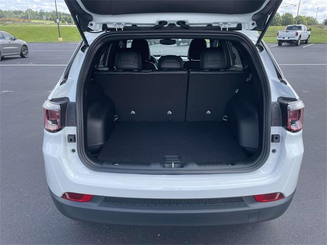 new 2025 Jeep Compass car, priced at $25,660