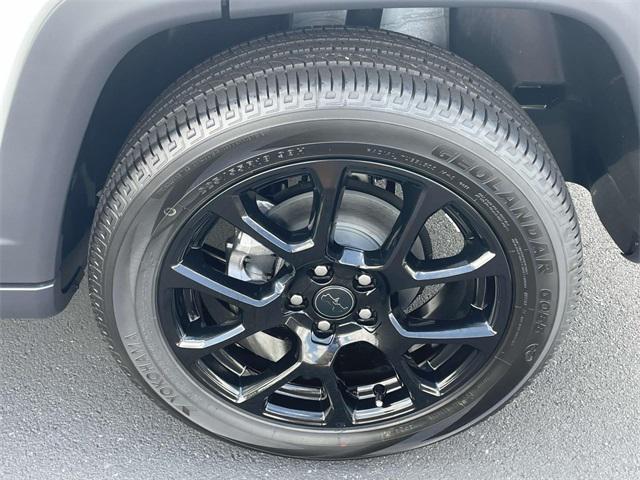 new 2025 Jeep Compass car, priced at $25,660