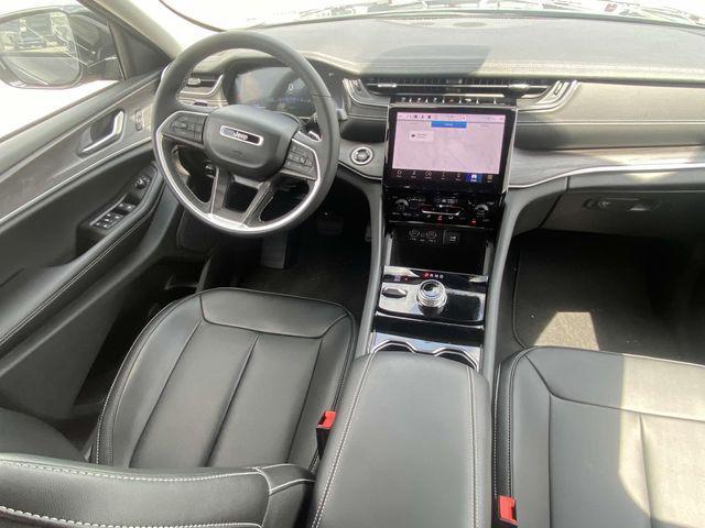 new 2023 Jeep Grand Cherokee car, priced at $41,428