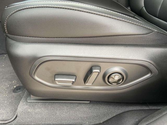 new 2023 Jeep Grand Cherokee car, priced at $41,428