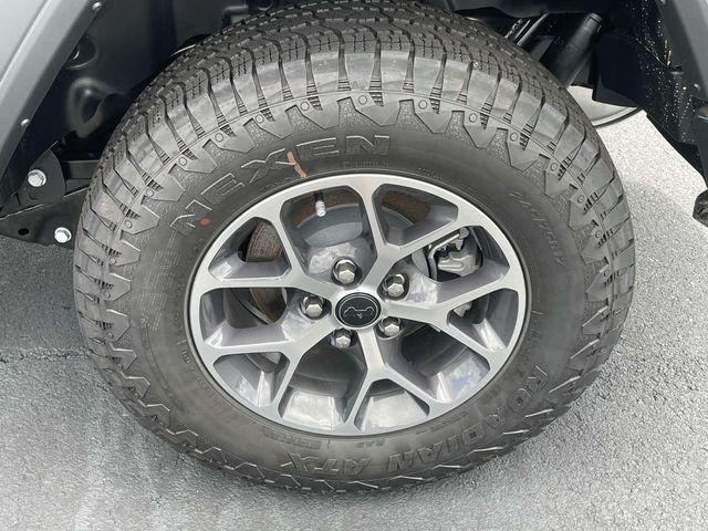 new 2025 Jeep Wrangler car, priced at $46,655