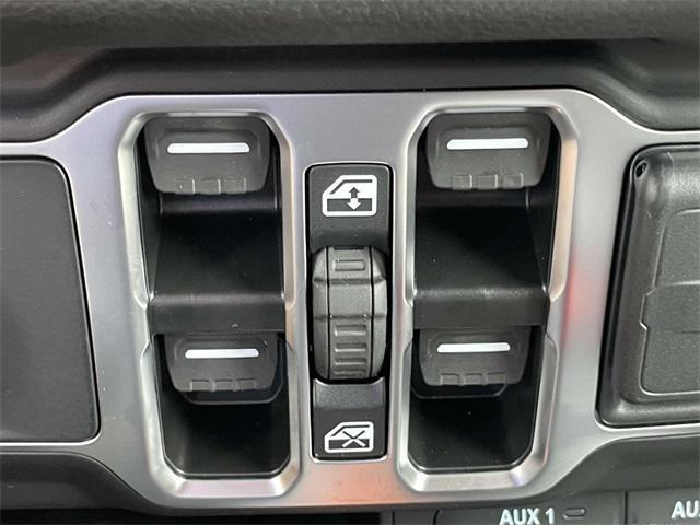 new 2025 Jeep Wrangler car, priced at $47,296