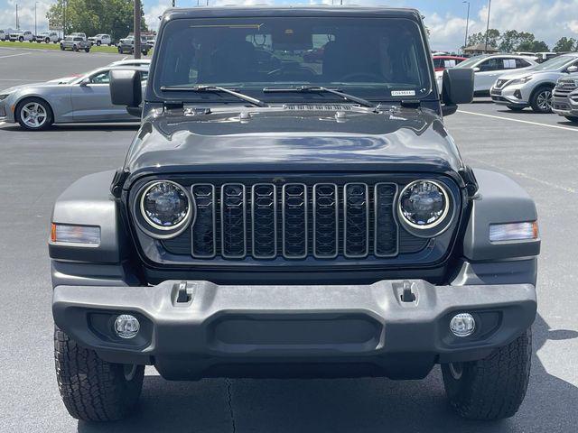 new 2025 Jeep Wrangler car, priced at $46,655